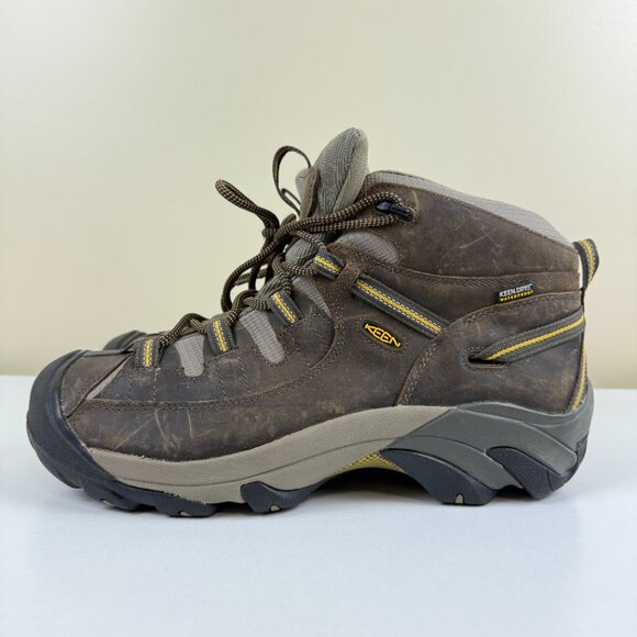 LIKE NEW Men's Targhee II Mid Waterproof Hiking Boots - Picture 3 of 10